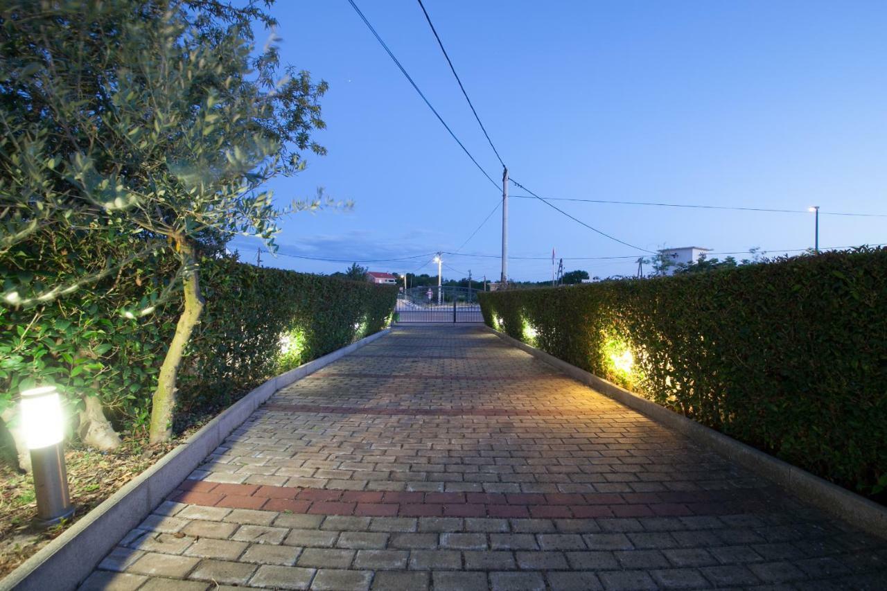 Holiday Home Antonio Dracevac Ninski Extérieur photo